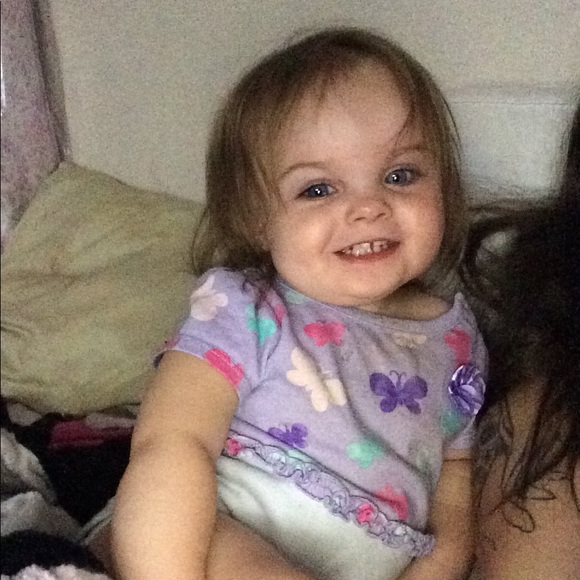 Meet your Posher, Sara - Picture 2 of 3